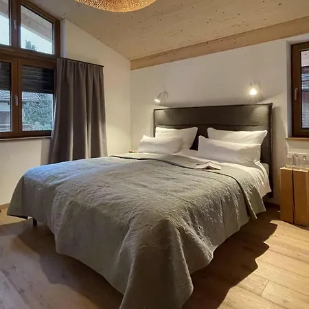 H9 Berg In Apartament