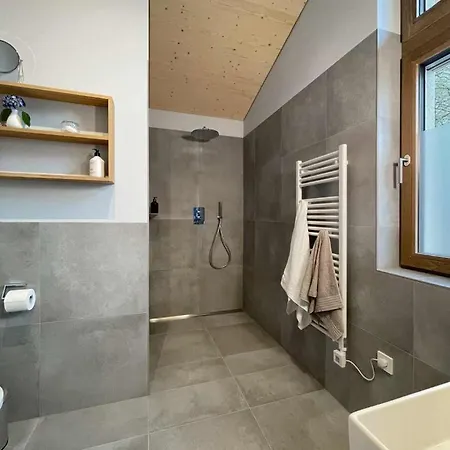 H9 Berg In Apartament